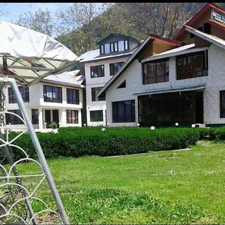 Hotel The K2 Alpine à Pahalgām Extérieur photo